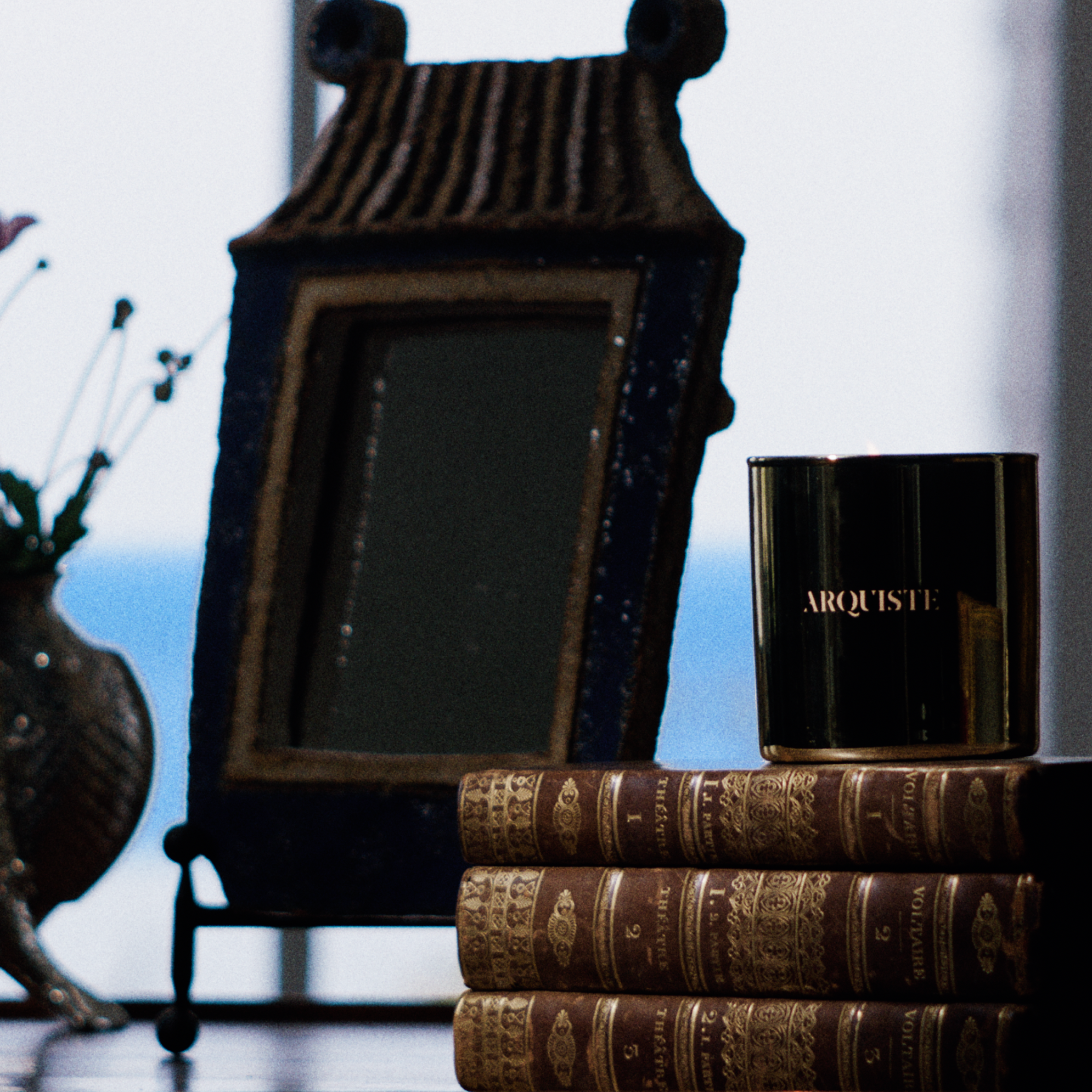 Arquiste Room Scents Dark Galleon bougie parfumée 255 g